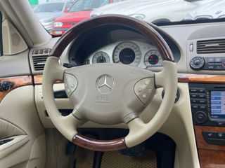 Mercedes E-Class foto 12