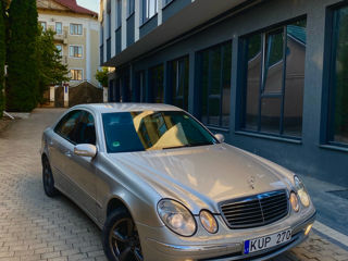 Mercedes E-Class foto 3