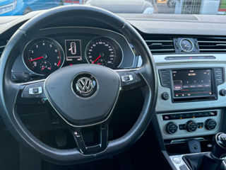 Volkswagen Passat foto 14