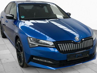 Skoda Superb foto 2