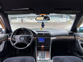 BMW 7 Series foto 6