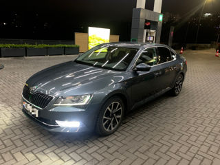 Skoda Superb foto 3