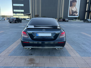 Mercedes E-Class foto 5