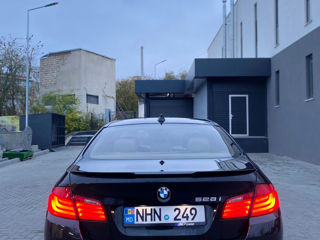 BMW 5 Series foto 5