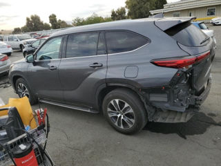 Toyota Highlander foto 2