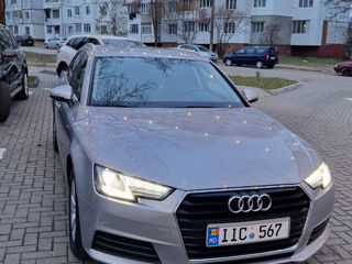 Audi A4 foto 1