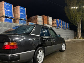 Mercedes Series (W124) foto 5