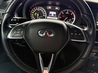 Infiniti Q30 foto 8