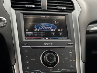 Ford Fusion foto 6