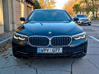 BMW 5 Series foto 8