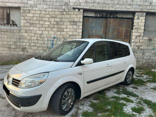 Renault Grand Scenic foto 3