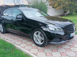 Mercedes E-Class foto 1