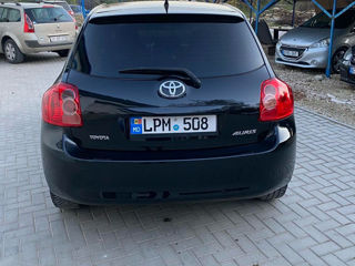 Toyota Auris foto 2