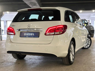 Mercedes B-Class foto 3