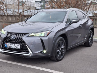 Lexus UX foto 4