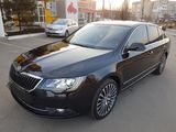 Skoda Superb foto 1