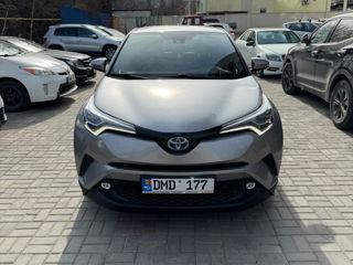 Toyota C-HR foto 8