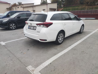 Toyota Auris foto 4