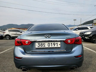 Infiniti Q50 foto 4