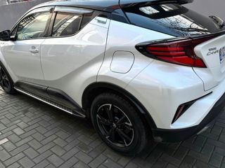 Toyota C-HR foto 4