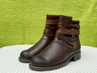 Clarks. Натуральная кожа. В идеальном состоянии. Размер 38. Оригинал. foto 2