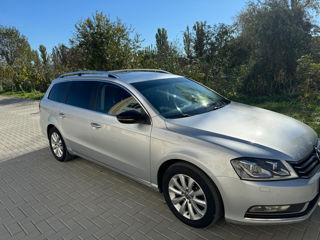 Volkswagen Passat foto 3