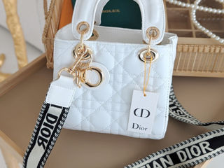 Vând Geantă Lady Dior