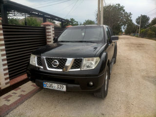 Nissan Navara foto 2