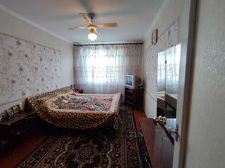 3-х комнатная квартира, 80 м², Окраина, Фалешты