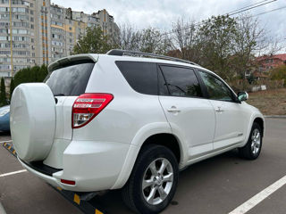 Toyota Rav 4 foto 4