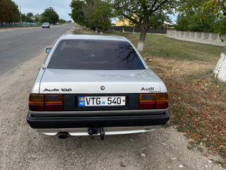 Audi 100 foto 3