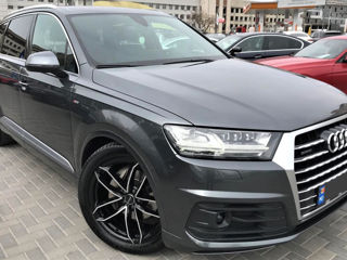 Audi Q7 foto 4