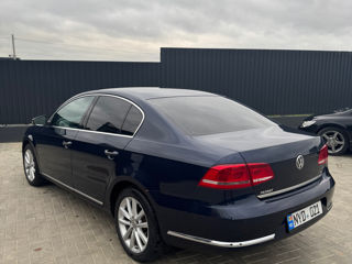 Volkswagen Passat foto 4