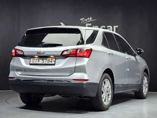 Chevrolet Equinox foto 2