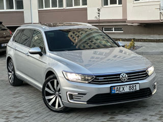 Volkswagen Passat foto 3