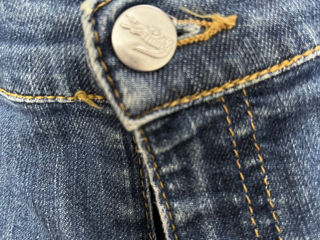 Lacoste - джинсовая юбка foto 3