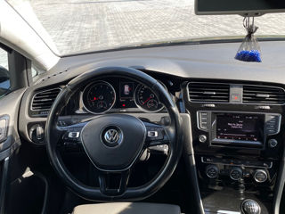 Volkswagen Golf foto 8