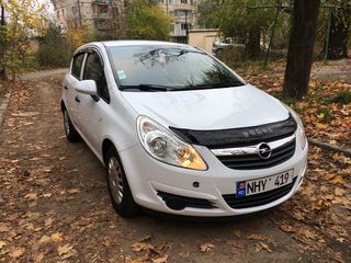 Opel Corsa foto 1