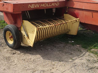 Pres New Holland 366