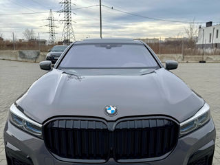 BMW 7 Series foto 2