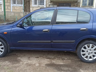 Nissan Almera foto 6