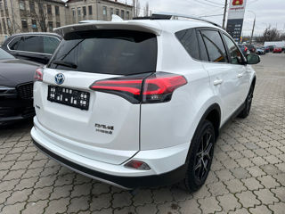 Toyota Rav 4 foto 5