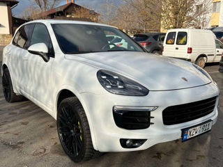 Porsche Cayenne foto 2