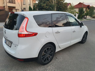 Renault Grand Scenic foto 3