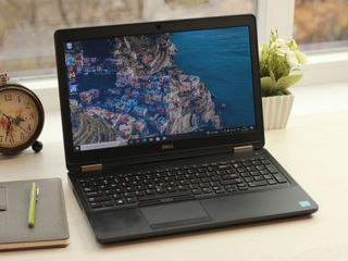 Dell Latitude E5570 (Core i7 6820HQ/16Gb DDR4/256Gb SSD/AMD Radeon R7 M370/15.6" HD)