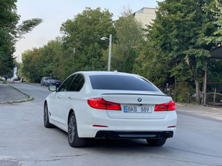 BMW 5 Series foto 4