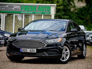 Ford Fusion foto 2