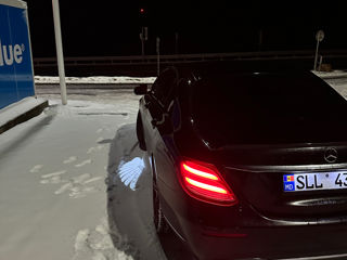 Mercedes E-Class foto 4