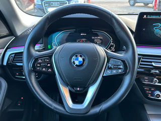 BMW 5 Series foto 12