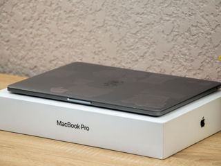 Macbook Pro 13 Late 2016/ Core 15 6360U/ 8Gb Ram/ 256Gb SSD/ 13.3" Retina!! foto 3